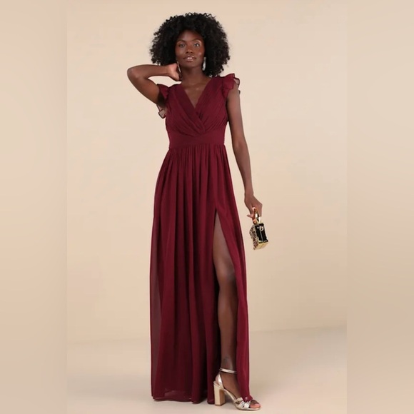 Lulus Dresses & Skirts - Lulu's Red V-Neck Flutter Sleeve Maxi Dress